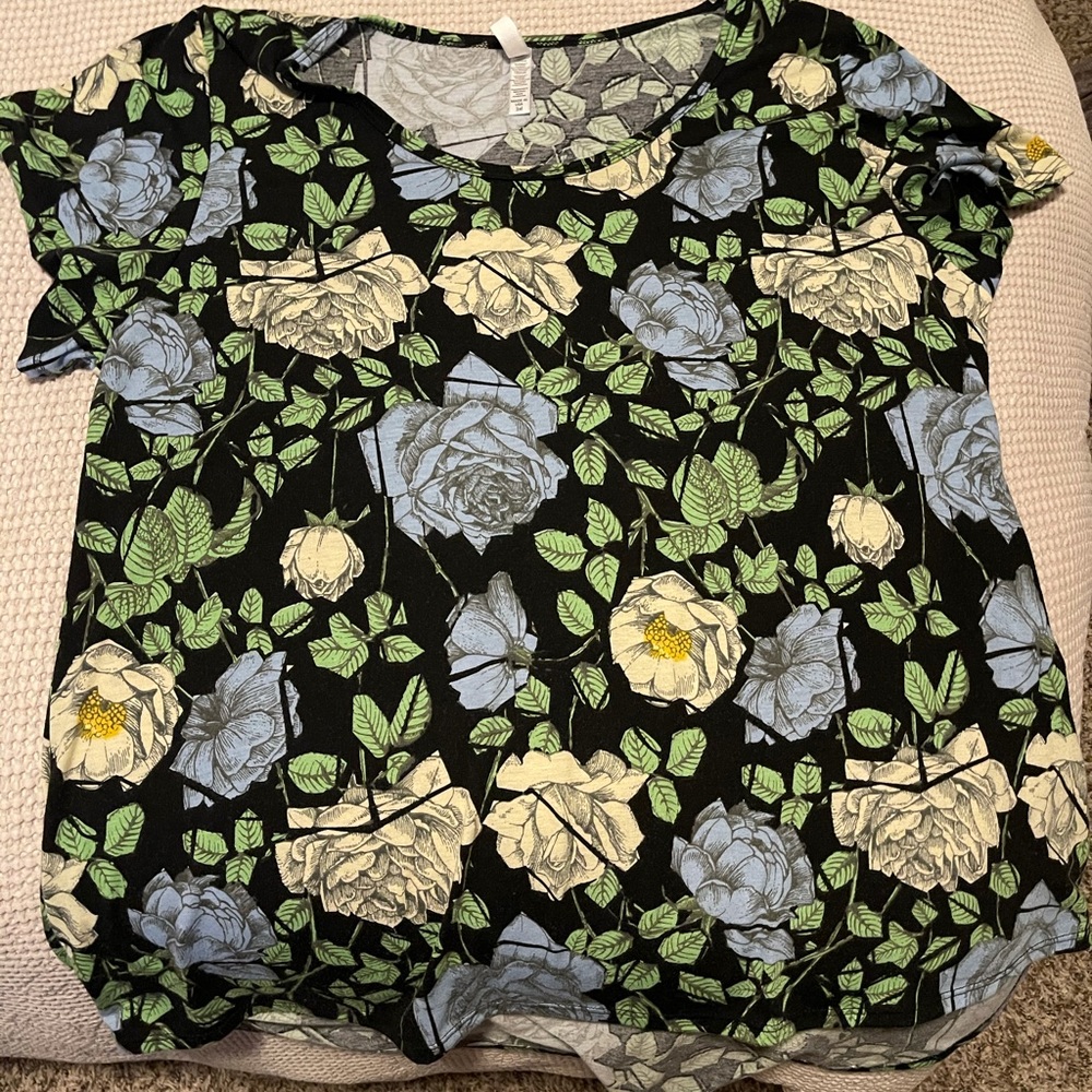 LULAROE 3X floral blouse